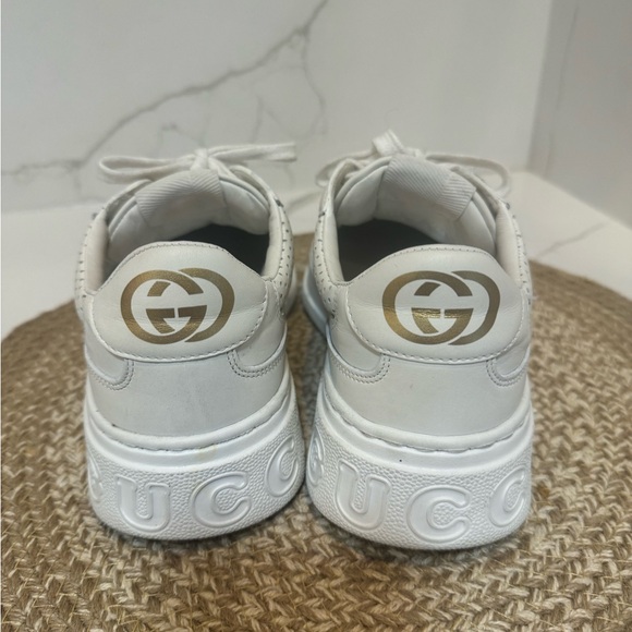 I’m selling my used Gucci sneakers. They are 7. - Picture 4 of 10